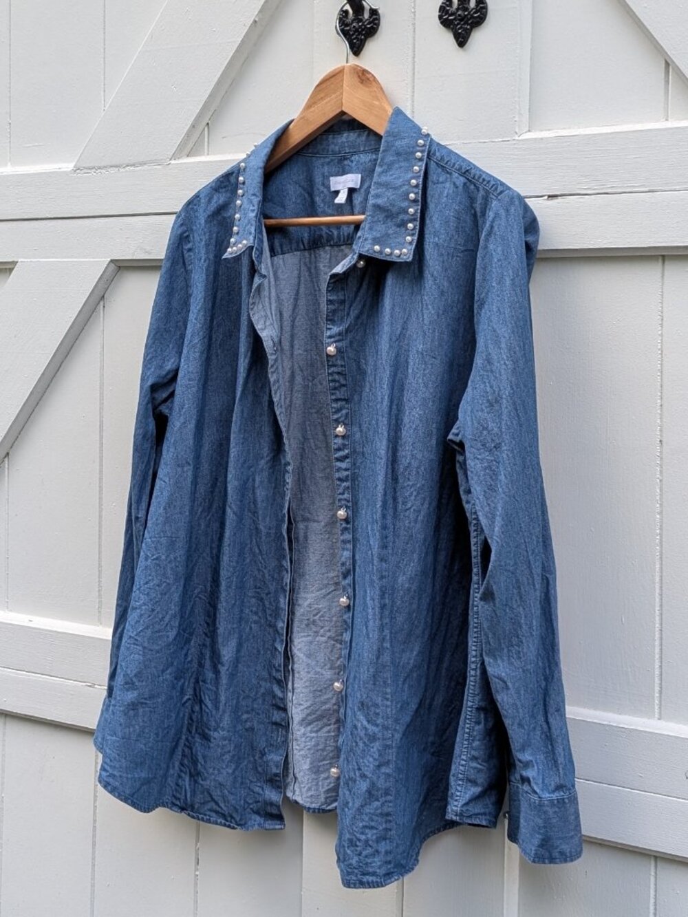 Charter Club Blue Pearl Studded Collar Chambray Denim Button Down Shirt XL